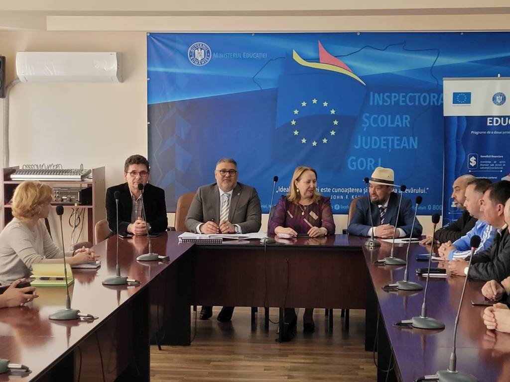 Gorjul va avea mai multe posturi de mediatori școlari pentru comunitățile&nbsp;vulnerabile