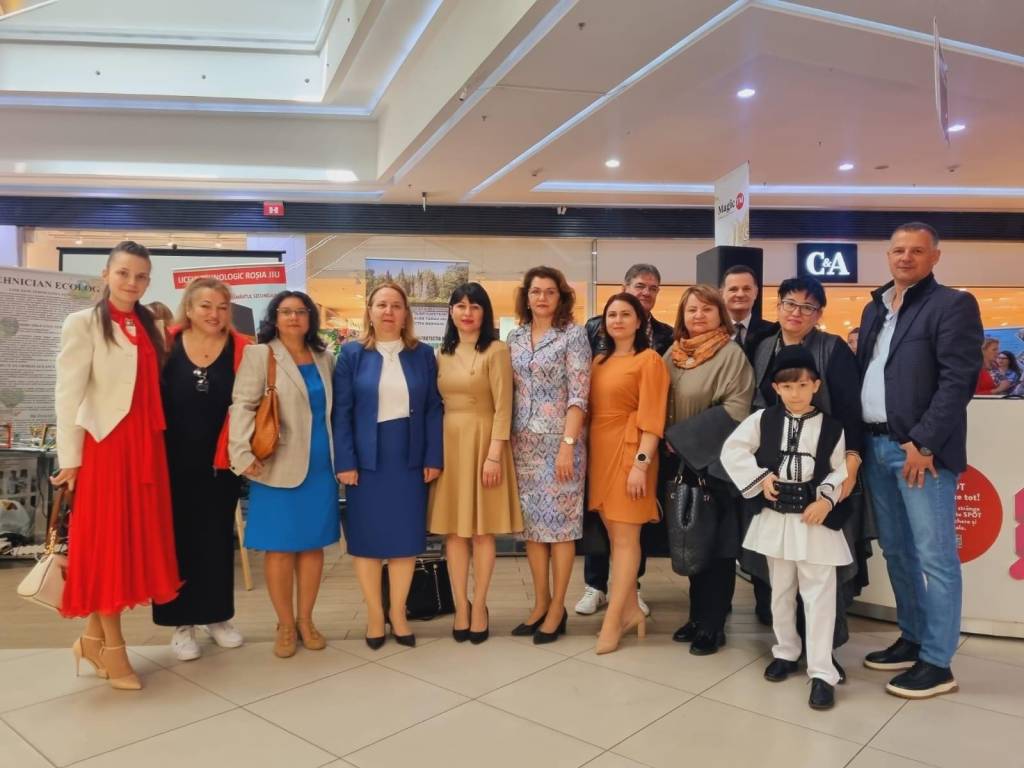 Prezență numeroasă la Târgul de Oferte Educaționale din&nbsp;Târgu-Jiu