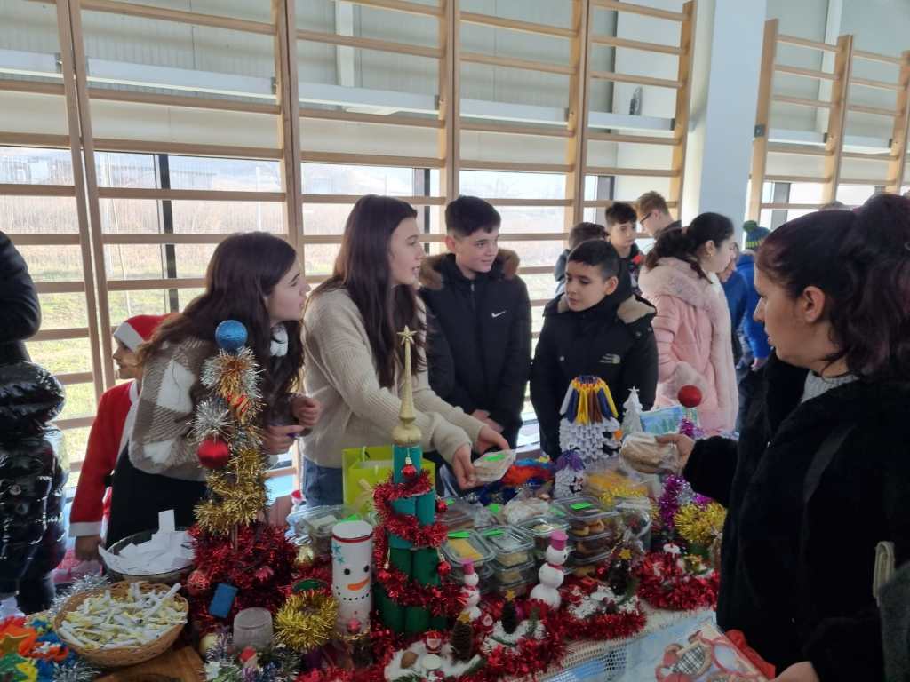 ”Târg de Crăciun” al elevilor din&nbsp;Drăgotești