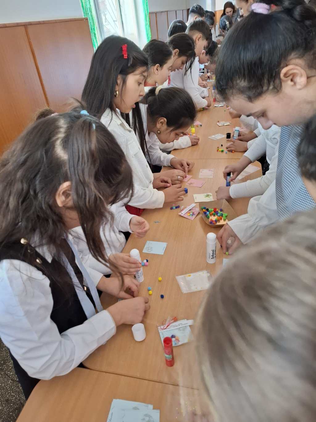 Dăruiește un mărțișor sau bucuria de a&nbsp;dărui