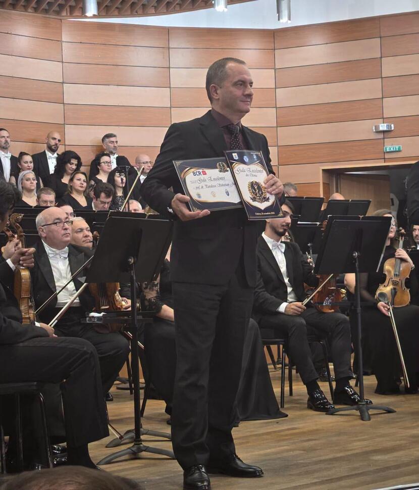 Profesorul Justin Sebastian Paralescu, laureat al Galei Excelenței din&nbsp;Oltenia